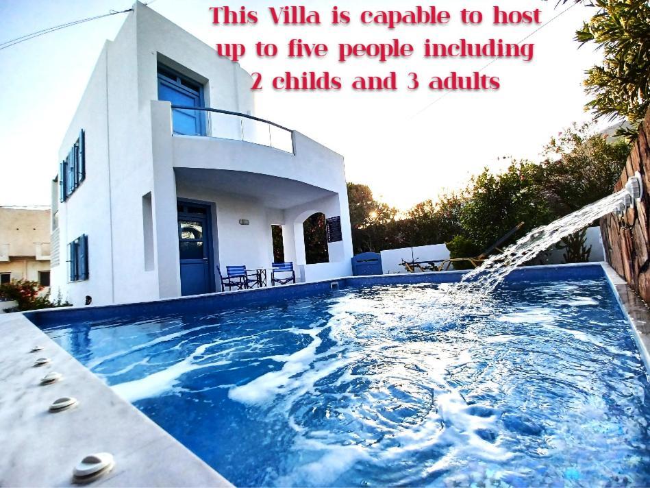 Located By The Sea One Beachfront Private Captain Lazaros Pool Villa With Loft In 750Sqm Spacious Private Plot-Jacuzzi-Sunrelax-Furnished Terace-Gazebo-Private Parking,Sleep 3 Adults And 2 Children, Just Steps From The Black Beach-Seaview Períssa Extérieur photo